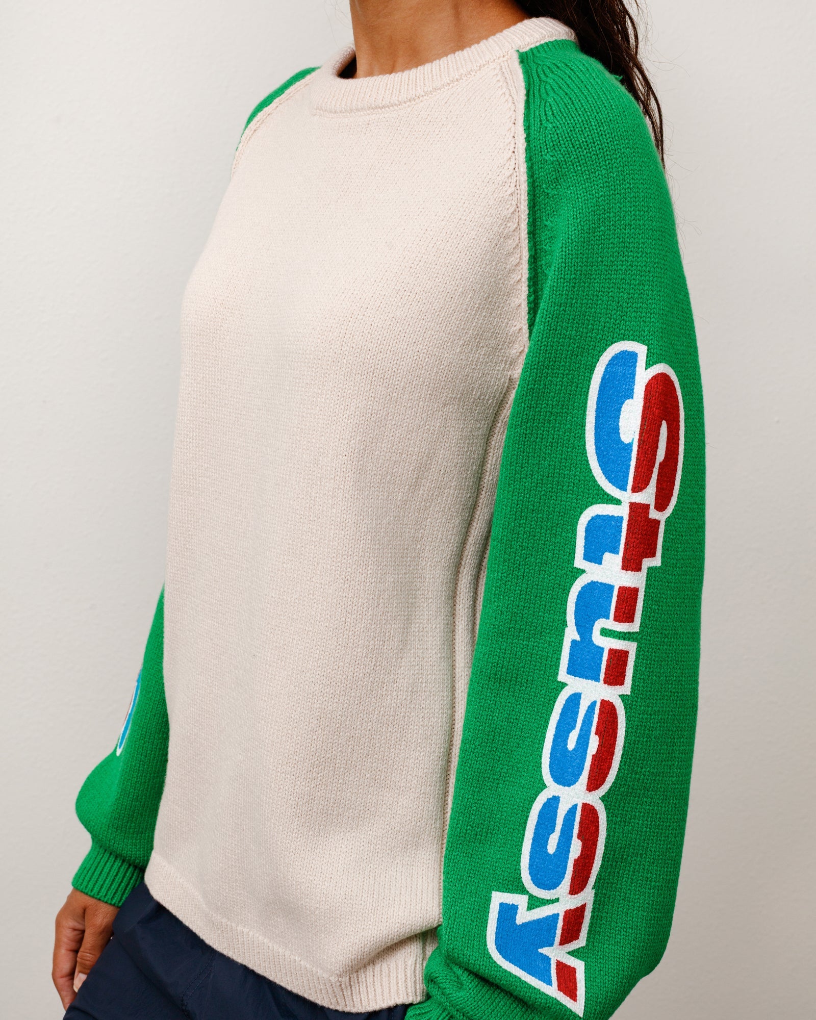 TWO TONE RAGLAN SWEATER